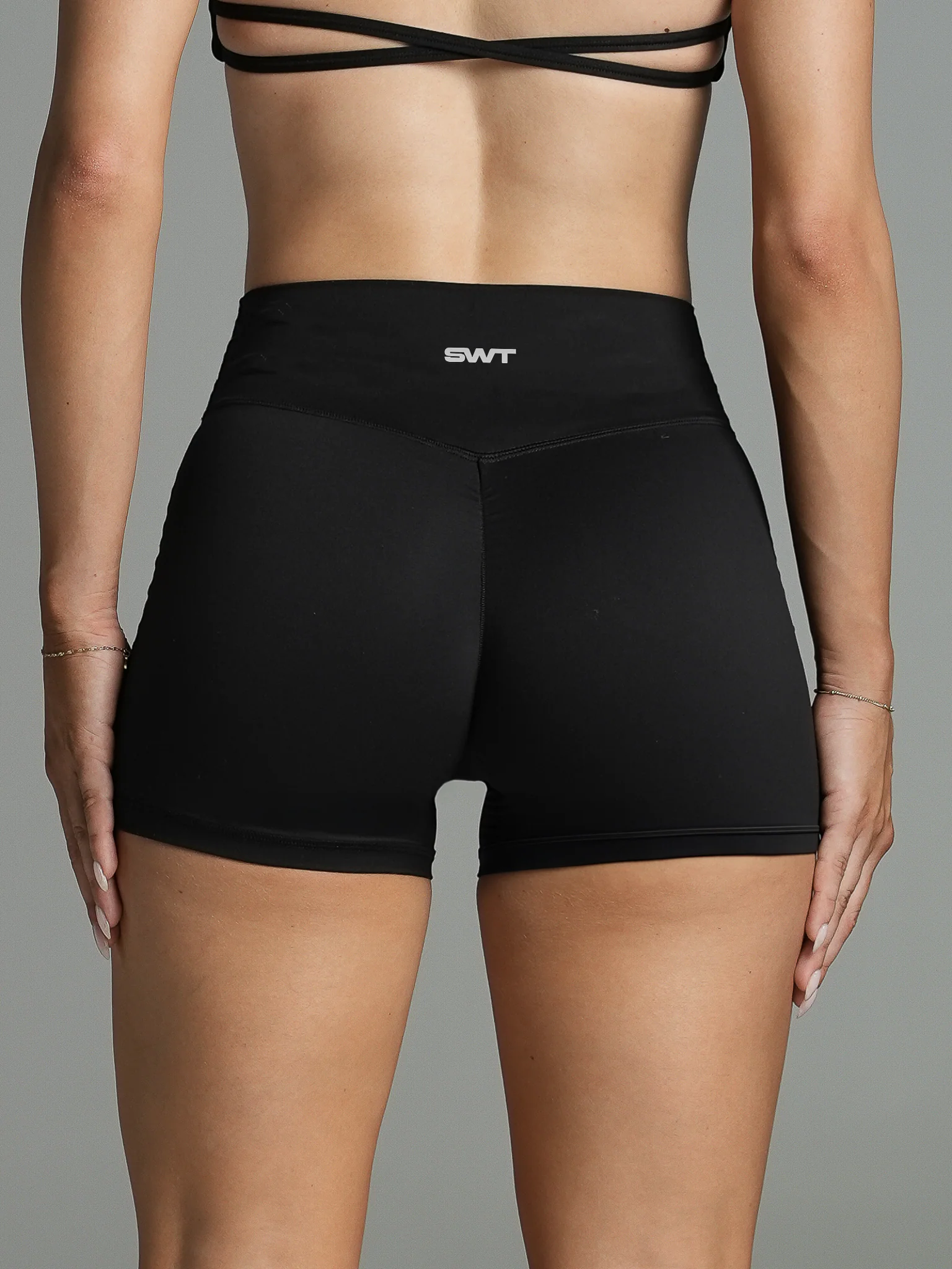 Base 4" Scrunch Shorts - Image 7