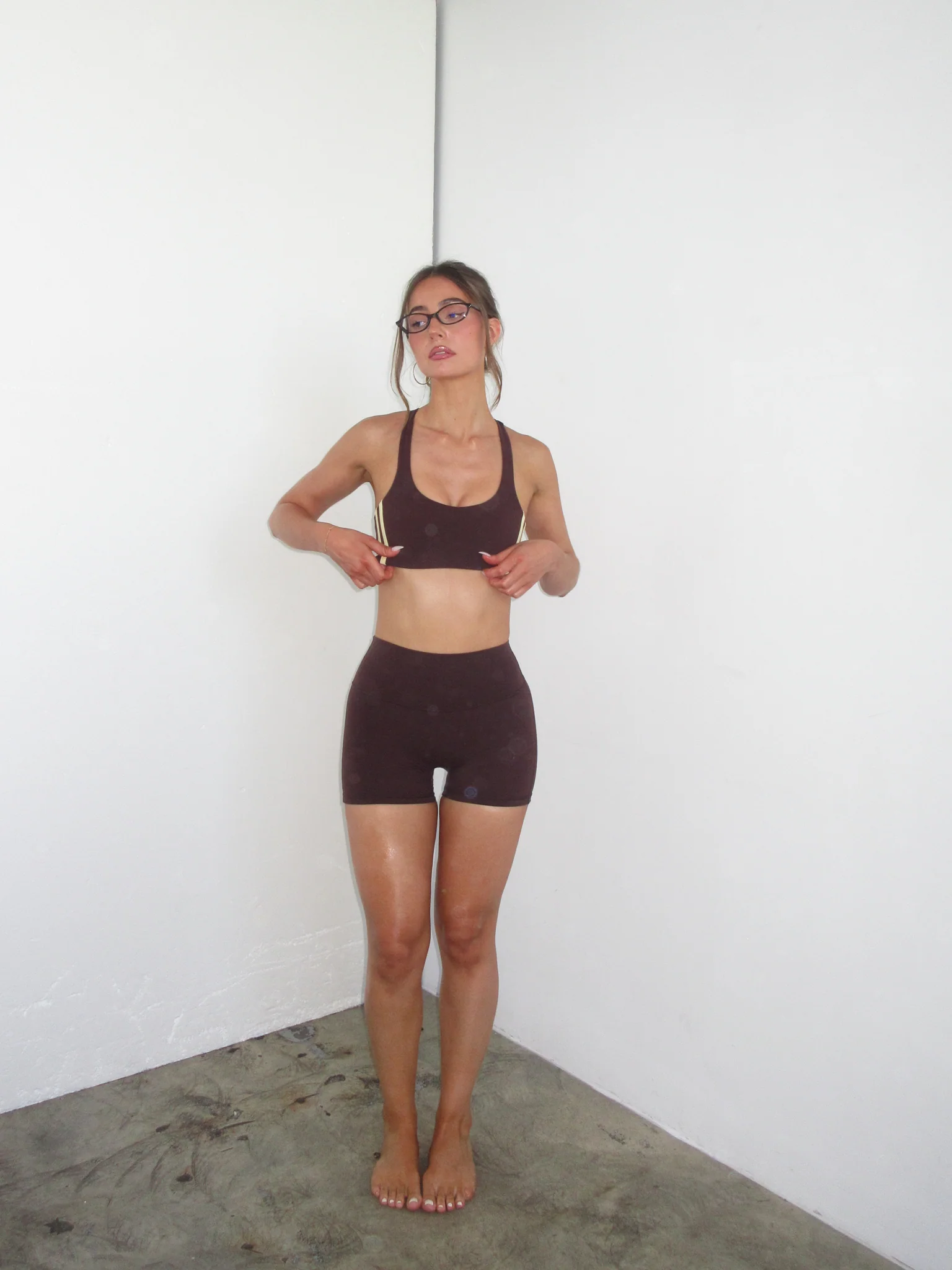 FLX Invisible Scrunch Shorts 4" - Image 4