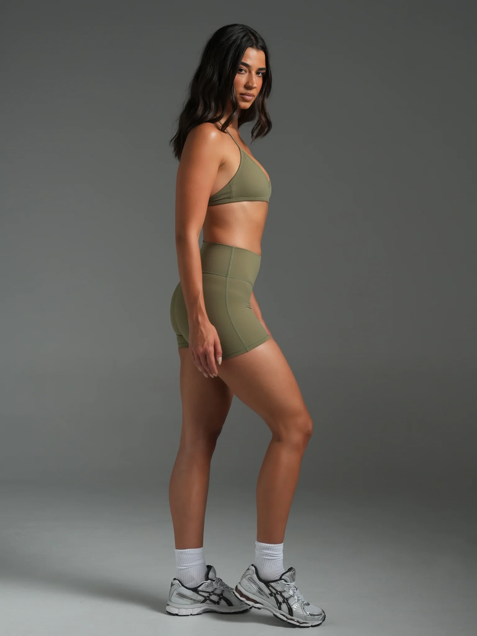 FLX Invisible Scrunch Shorts 4" - Image 3